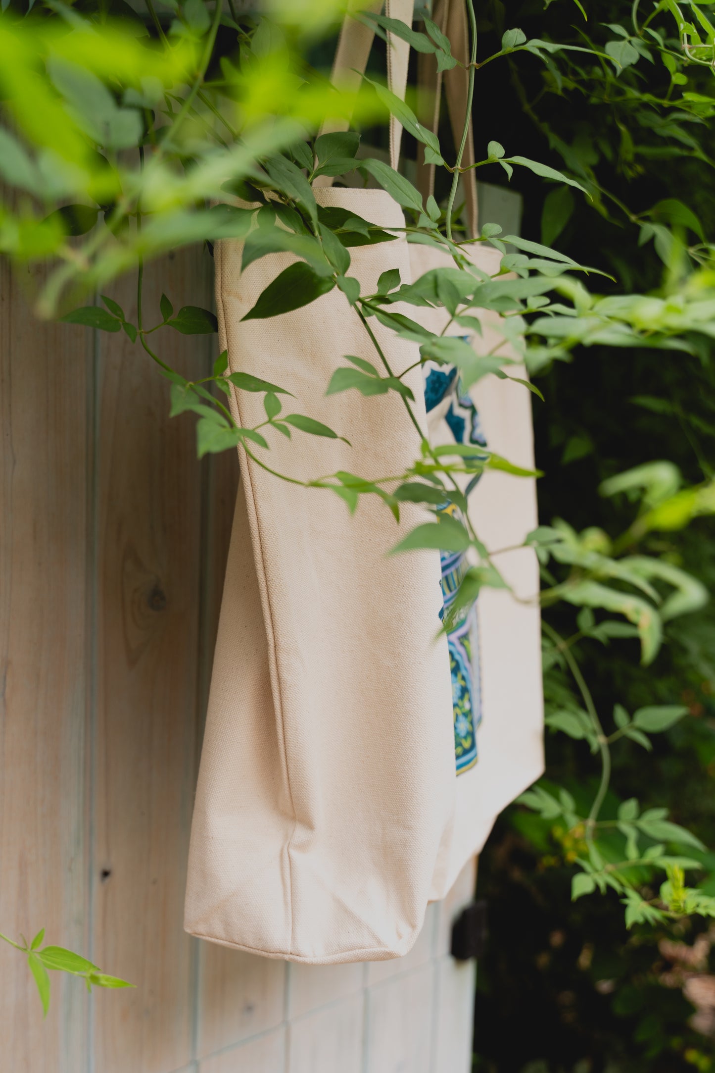 'Bengal Brew' Teapot - Large Tote Bag